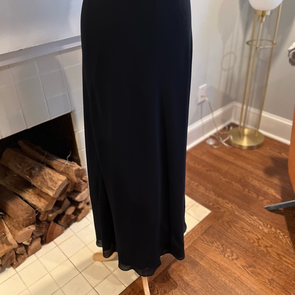 Alex Evenings Long Dress Iridescent Navy Blue with Wine Lining - Picture 3 of 7